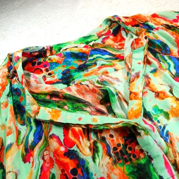 Soft Surroundings Blouse Vibrant Multicolored Abstract Pattern V-neckline Large. - Picture 6 of 11